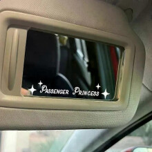 1 autocollant décoratif amusant en vinyle pour voiture, motif princesse, pour intérieur de voiture.