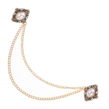 Spilla Vintage Con In Imitazione