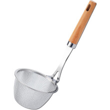 Colador de araña, mango largo y malla densa para hervir y escaldar de forma segura y eficiente, perfecto para cocinas profesionales y domésticas.