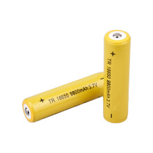 4 Stk. 3,7 V 9800 mAh Li-Ionen-Batterie 18x67mm