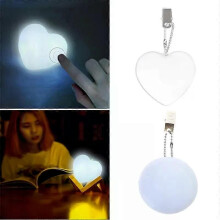 Lampe de sac à main LED en forme de cœur, activée par le mouvement, pour femme. Porte-clés lumineux