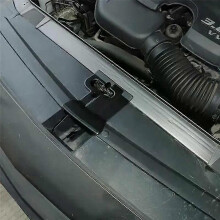 Garniture de protection de verrouillage de capot moteur noire pour Dodge Challenger 2009-