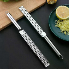 Râpe de cuisine longue de 20 cm en acier inoxydable, idéale pour citron, fromage, épices, gingembre