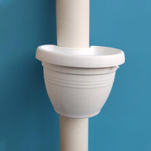 Accessori per balconi e giardini, cestini sospesi in metallo bianco con ganci rimovibili e fori di drenaggio, adatti per la decorazione di piante da