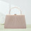 Clutch De A Para Mujer 3