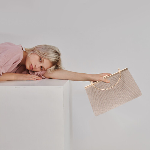Clutch Sera Portatile 1