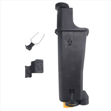 Expansion Water Bottle Auxiliary Tank Cooling 17137787040 17117573780 for E46 E53 318i 330i