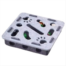 Boîte puzzle en feutrine pour chat, jouet d'exercice avec balle, jouet sportif et ludique pour chats d'intérieur.