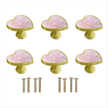 Puxadores dourados decorativos para portas, gavetas, cômodas e móveis de cozinha.