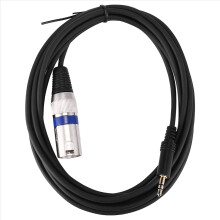 3-metrový kábel s 3,5 mm stereo jack konektorom a 3-pinovým XLR konektorom pre mikrofón a zvukový záznamník