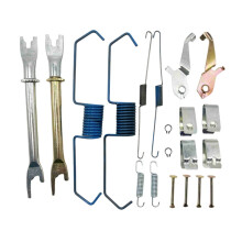 1Set Kit di riparazione ganasce freno auto 4600A139 4600A140 per L200 / Triton 2005-2015 Ganasce freno posteriori regolabili