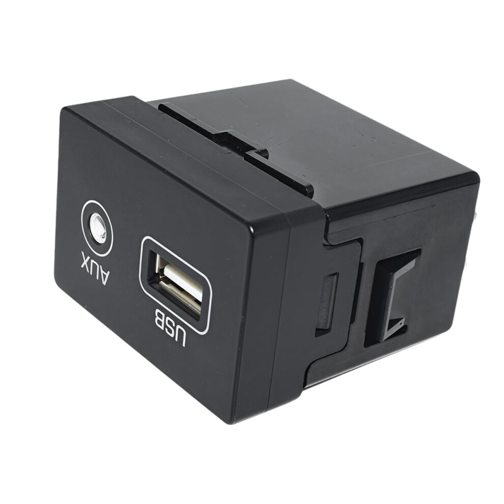Usb Port Interface Aux Jack Plug 96120-C1500 96120C1500 For 2015-2017 4853965580812