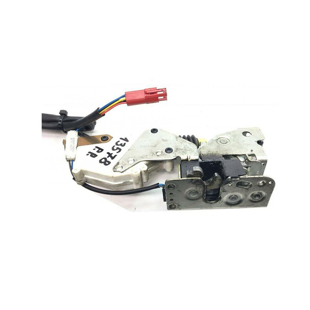 Istovo European Trucks Spare Parts For Sce 1867658 1940919 1867659 L.h Door Lock