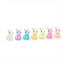 200 Stück Mini-Leuchthasen-Miniaturfiguren aus Kunstharz, die im Licht leuchten