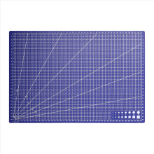 Tapete de corte e costura reversível A3 / 45 x 30 cm, ideal para gravação e artesanato. Inclui 1 unidade.