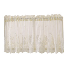 Cortina de renda transparente estilo cozinha/café, com bordado floral, para proteção delicada da privacidade.