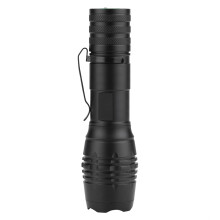 Wiederaufladbare professionelle T6-LED-Taschenlampe, LED-Heißlampe mit 5 Modi, intelligenter IC-Chip für Jagd, Radfahren, Wandern, Camping und