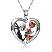 Colar com pingente de coração e caveira, símbolo do amor eterno. Ideal para o Dia da Mulher, aniversário ou formatura.