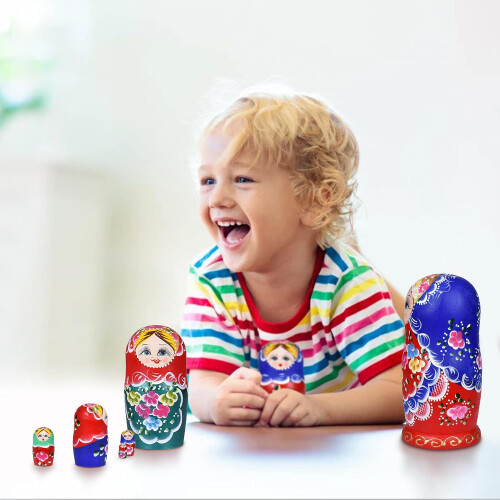 Στοίβαξη ξύλινων χειροποίητων κούκλων Matryoshka, Μείωση μεγεθών για ευέλικτο δώρο 2