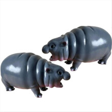 Moo Dengs, hipopótamos pigmeos bebés coleccionables para niños, figura pequeña de mesa, hipopótamo