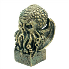 Antieke gele bronzen Halloween-ornamenten, Crusu mythische beelden