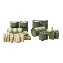 TAMIYA 32510 Jerry Can Set 1:48 Military Model Kit