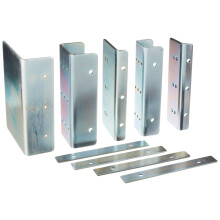Kit de soporte de montaje flexible Securitron FMK-SW para puerta batiente