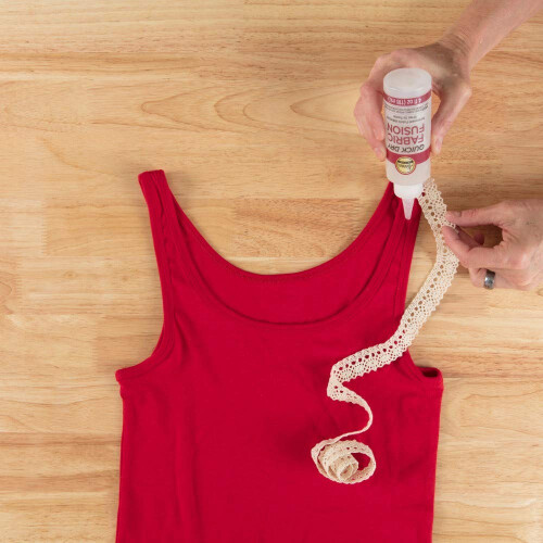 Aleene's Quick Dry Fabric Fusion Μόνιμο Κόλλα Υφασμάτων, 4-Ονς 1