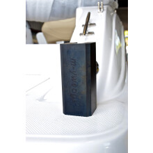 M-Y Wedge Single Ram Soporte universal para remolque fuera de borda Protector de espejo de popa