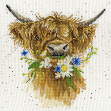 Daisy Coo (XHD42) Cross Stitch Kit by Wrendale Designs