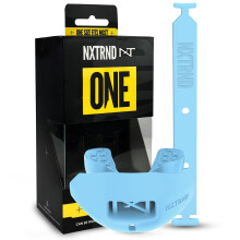 Nxtrnd One Sangle de protge-dents de football incluse pour adultes et jeunes (bleu clair)