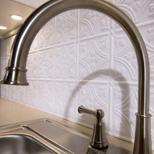 FASDE Traditional Style/Pattern 1 Decorative Vinyl 18in x 24in Backsplash Panel in Gloss White (5 Pack) 2