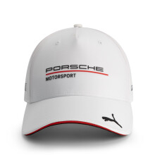 PUMA Porsche Motorsport Kaarevalierinen tiimihattu, jossa Porsche Motorsport ja sponsorilogot kauttaaltaan, mukaan lukien kissa The Peakiss. - Valko