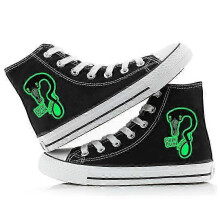 (42) Singer Billie Elish's breathable high-top canvas shoes for couples and teenagers.