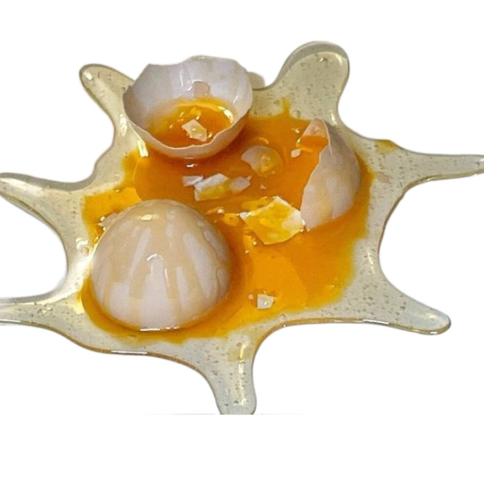 Fried Eggs Prank Toy Â Hilarious Broken Egg Phone Stand For Tricking 5359054003150