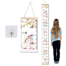 Tolle Geschenkidee: Wachstumstabelle für Kinder mit Weltraummotiv, Holzrahmen und Stoffleinwand zur Höhenmessung. Sichere, ungiftige Materialien