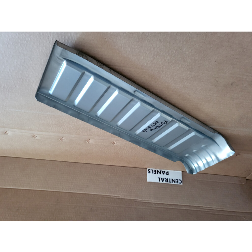 Centralpanels.co.uk Ford Transit Mk6 Mk7 2000 On New Front Doorstep Lh Passenger Side Repair 057Smb
