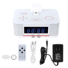 Zvukový systém s připojením Bluetooth v bílé barvě, dva USB nabíjecí porty, FM rádio s 30 předvolbami, 5mm stereo vstup a integrovaný CD