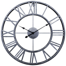 Stylish European Retro Metal Wall Clock, Large Wall Clocks for Home Decor with Black Metal Roman Numeral, Suitable for Living Room, Kitchen, Den