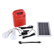 Luminária solar LED para camping, com longa vida útil, baixo consumo de energia e gerador solar recarregável com cabo USB para carregamento.