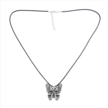 Colar com Pingente de Borboleta e Caveira, Estilo Hip Hop Cromado, Ideal para Festas de Halloween - Presente Perfeito