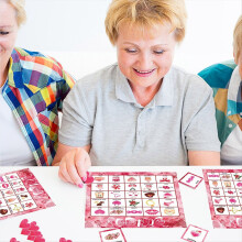 Cartes de bingo pour la Saint-Valentin (24 joueurs) : jeux de cartes pour enfants, jeux scolaires et articles de fête sur le thème de l'amour.