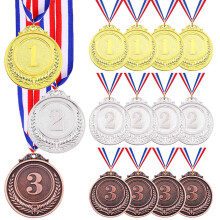 15 Siegermedaillen (Gold, Silber, Bronze) für den 1., 2. und 3. Platz, ideal für Partydekorationen und Auszeichnungen.