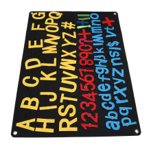 Filzbrett mit Buchstaben und Zahlen für Kleinkinder