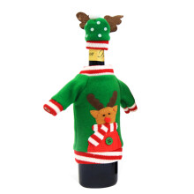 Capas para Garrafas de Vinho de Natal, Inspiradas em Suéteres Natalinos Feios, para Decorar Suas Festas Alegres e Fáceis de Aplicar em Última Hora.