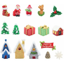 Festeggia con stile con le nostre decorazioni natalizie Holly Berries, i topper per cupcake in glassa reale commestibile aggiungono un tocco