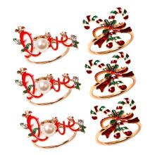 Bruiloftsbanketdiner, verfijnde huisdecoratie met elegante en stijlvolle kerstservetringen, herbruikbaar en van hoogwaardige legering, draagt bij aan