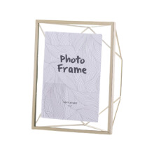 Geometric Shape Metal Picture Frames, Wide Usage In Home And Office, Multi Functional Design For Every Need (1)
