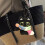Porte-clés en peluche chat noir-Écharpe rouge et blanche 6