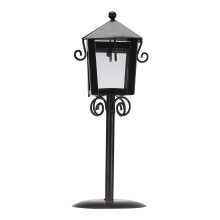 Felinar elegant cu lumânare, cadru metalic robust din fier, care asigură durabilitate și farmec rustic, pentru decor interior și exterior,